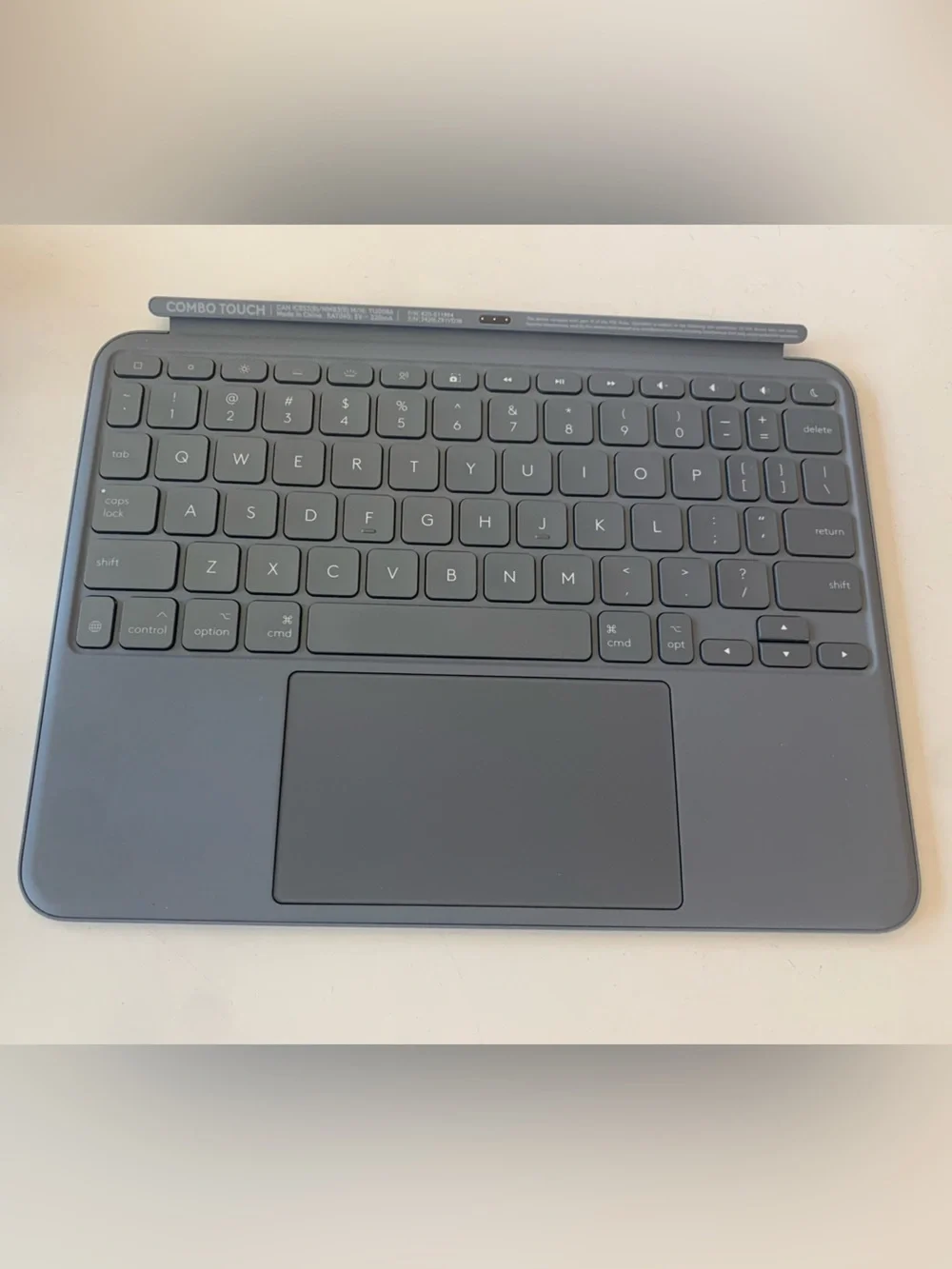 Logitech Combo Touch Keyboard Case for iPad Air 11-inch (M2) - Dark Gray